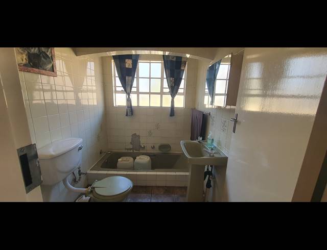 3 BEDROOM HOUSE FOR SALE IN BERGSIG